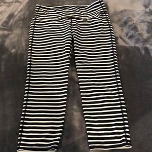 Athleta Capri leggings